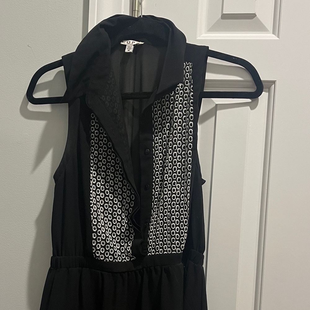 Urban outfitters Cope Black and White Sleeveless Dress